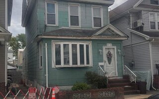 8056 87th Ave, Woodhaven, NY 11421
