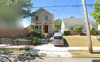 81-46 261st St, Glen Oaks, NY 11004