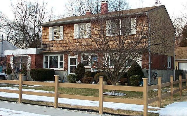 81 Baltimore Ave, Massapequa, NY 11758
