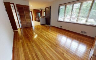 81 W 9th St, Deer Park, NY 11729