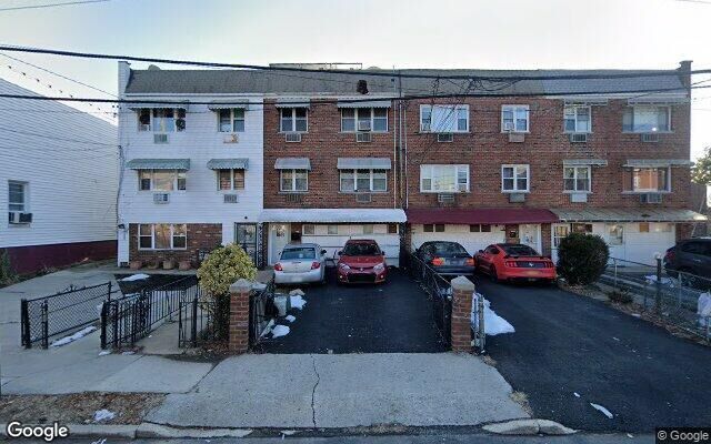818 E 232nd St, Bronx, NY 10466