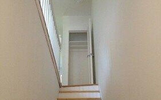819 Greene Ave #2, Brooklyn, NY 11221