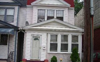 82-63 88th Ln, Ridgewood, NY 11385