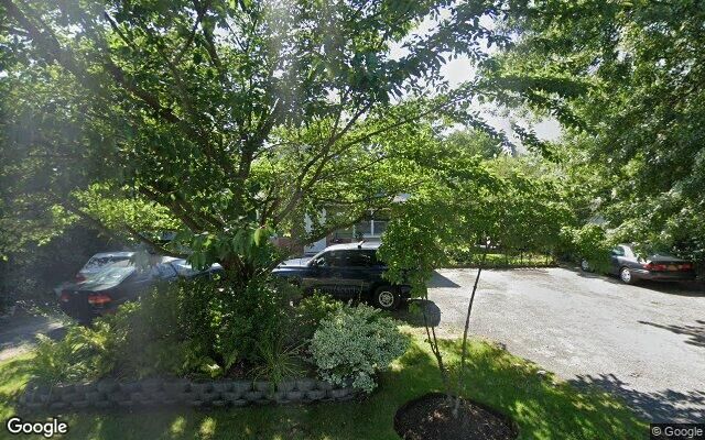82 County Line Rd, Massapequa, NY 11758