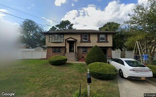 82 Fillmore Ave, Deer Park, NY 11729