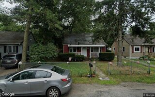 82 Norfleet Ln, Coram, NY 11727