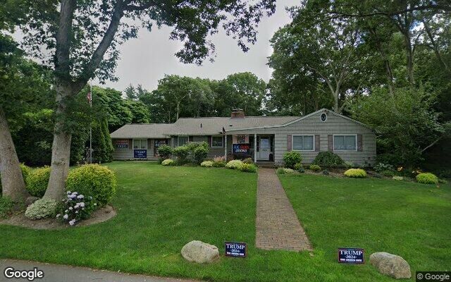 822 Hubal St, Bohemia, NY 11716
