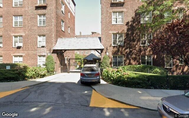 83-09 Talbot St #1C, Kew Gardens, NY 11415