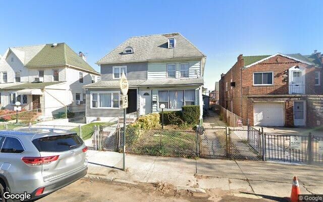 831 E 48th St, Brooklyn, NY 11203