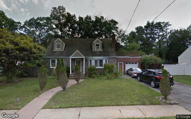 84 Locust Dr, Amityville, NY 11701