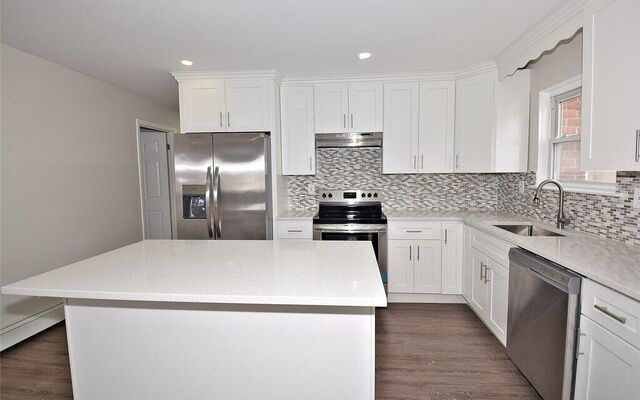 84 Schleigel Blvd, Amityville, NY 11701
