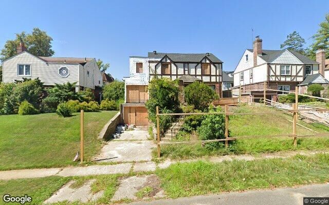 85-46 213th St, Queens Village, NY 11427