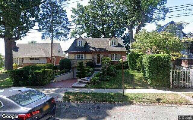 85-50 Chelsea St, Jamaica, NY 11432