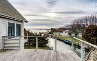 85 Little Neck Rd, Southampton, NY 11968
