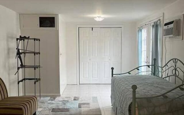 85 Unqua Rd, Massapequa, NY 11758 (Bedroom)