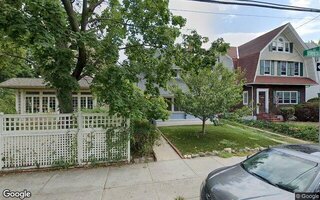 86-05 104th St, Richmond Hill, NY 11418