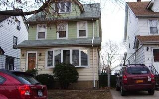 86-21 233rd St, Queens Village, NY 11427