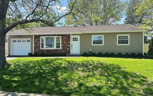 86 Inverness Rd, Holbrook, NY 11741 (Yard)