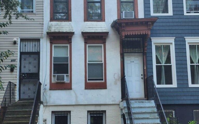 860 Herkimer St, Brooklyn, NY 11233 (Porch)