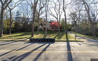 863 Larkfield Rd, Commack, NY 11725