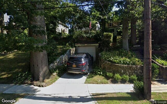 87-19 Santiago St, Hollis, NY 11423