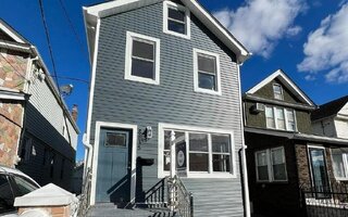 88-35 186th St, Hollis, NY 11423