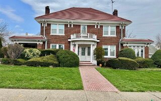 88-35 193rd St, Hollis, NY 11423