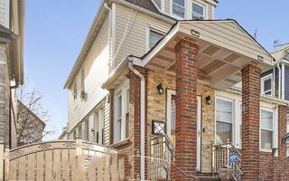 88-44 202nd St, Hollis, NY 11423