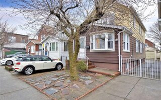 88-48 69th Rd, Forest Hills, NY 11375