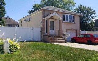 880 Washington St, Baldwin, NY 11510