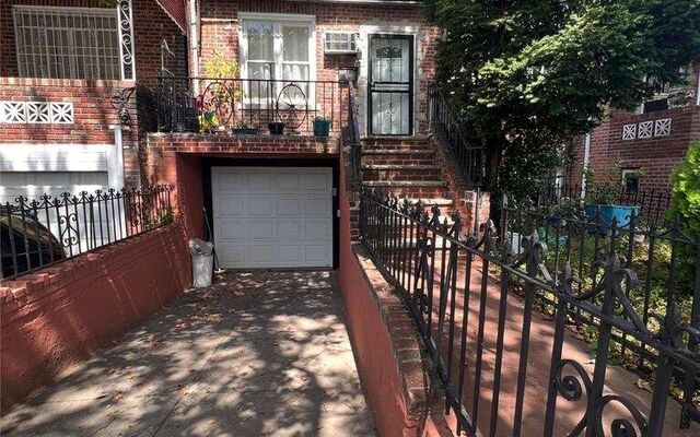 8807 Ave A, Brooklyn, NY 11236 (Porch)