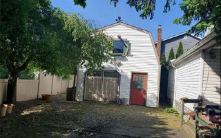 881 Main St, Farmingdale, NY 11735