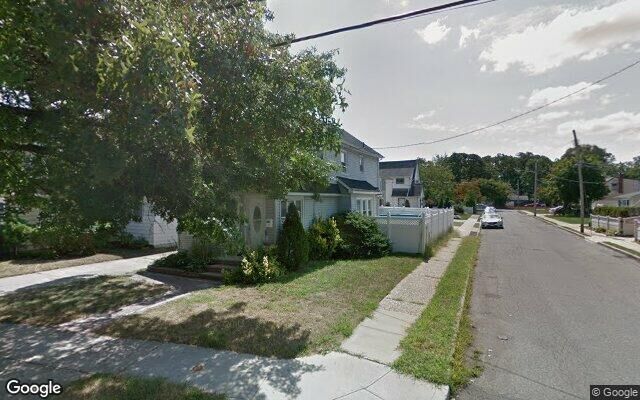 882 Kings Pkwy, North Baldwin, NY 11510