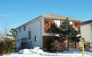 883 S Long Beach Ave, Freeport, NY 11520