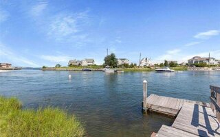 89 Inlet Rd W, Hampton Bays, NY 11946