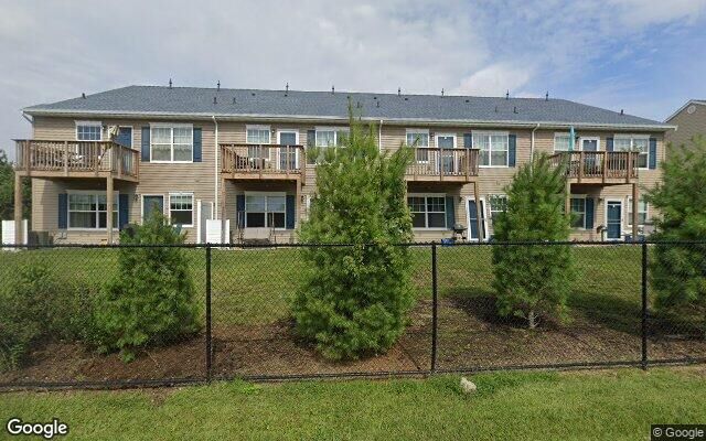 89 Somerton Ave #89F, Central Islip, NY 11722