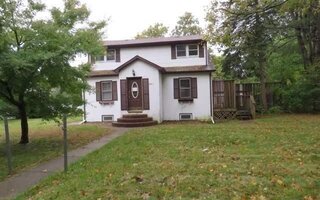 894 Baeck St, Ronkonkoma, NY 11779