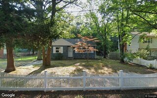 9 Cherokee Trl, Ridge, NY 11961