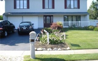 9 Downey Dr, Huntington, NY 11743