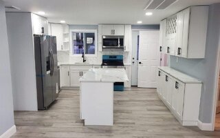 9 Lawrence Cir, Islip, NY 11751