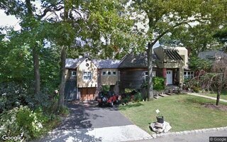 9 Weinmann Blvd, Melville, NY 11747