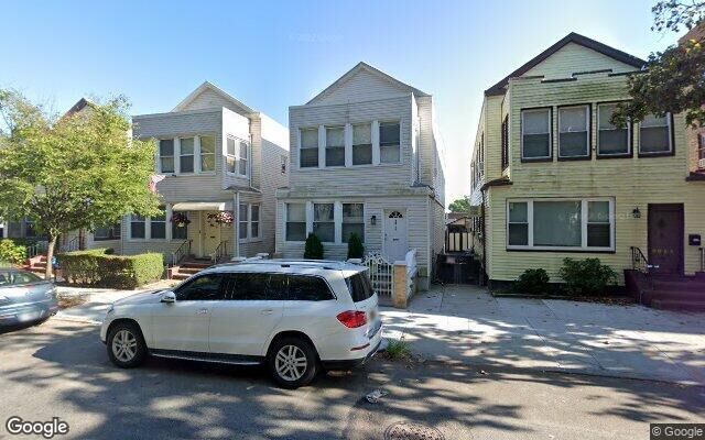 90-16 Park Ln S, Woodhaven, NY 11421