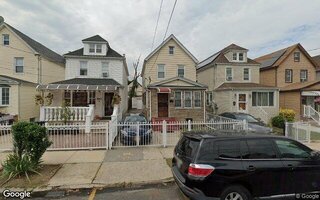 90-48 202nd St, Hollis, NY 11423