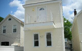 90-58 199th St, Hollis, NY 11423