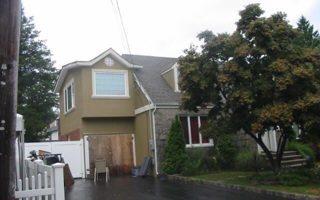 90 Walnut St, West Hempstead, NY 11552