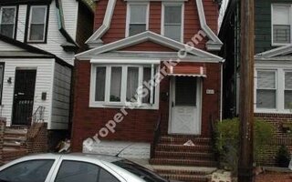 91-27 89th St, Woodhaven, NY 11421