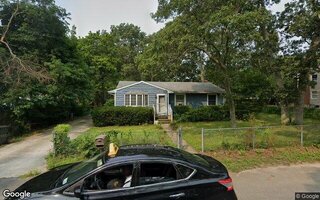 91 Albany Ave, Riverhead, NY 11901