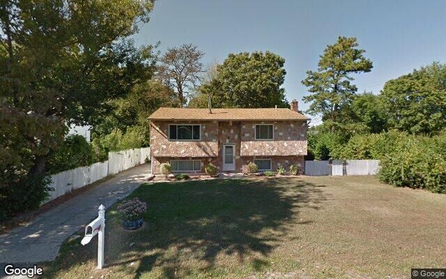 91 Garden City Ave, Wyandanch, NY 11798