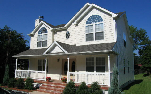 916 Round Swamp Rd, Old Bethpage, NY 11804