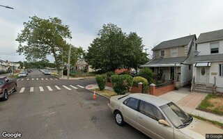 92-01 215th St, Queens Village, NY 11428